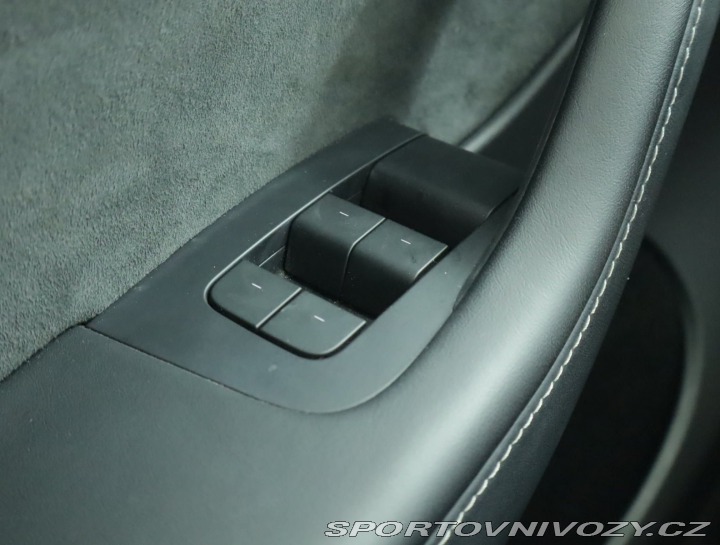 Tesla Model Y Long Range AWD 79kWh 2022