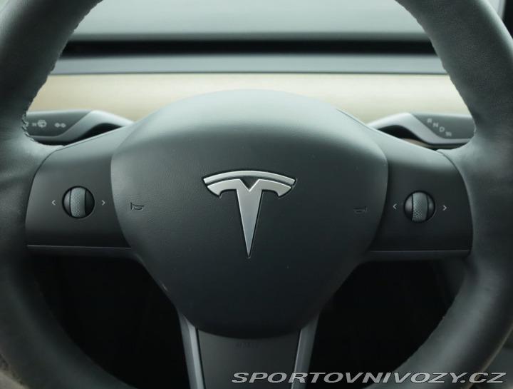 Tesla Model Y Long Range AWD 79kWh 2022