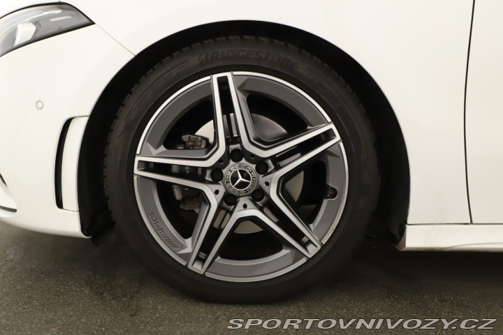 Mercedes-Benz A AMG line A 200 2021