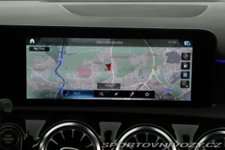 Mercedes-Benz A AMG line A 200 2021