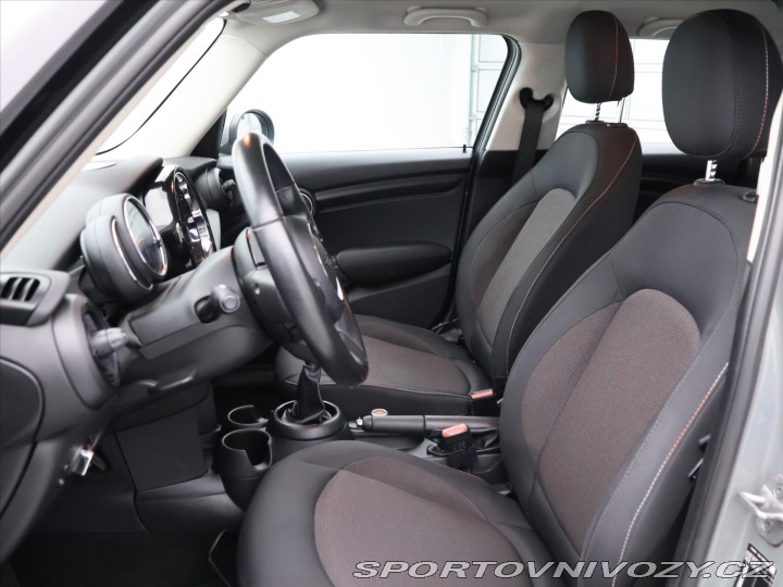 Mini Cooper 1,5 100kW CZ DPH Klima,Te 2022