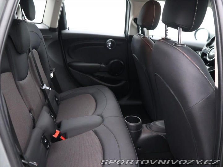 Mini Cooper 1,5 100kW CZ DPH Klima,Te 2022