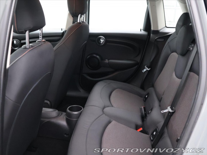 Mini Cooper 1,5 100kW CZ DPH Klima,Te 2022