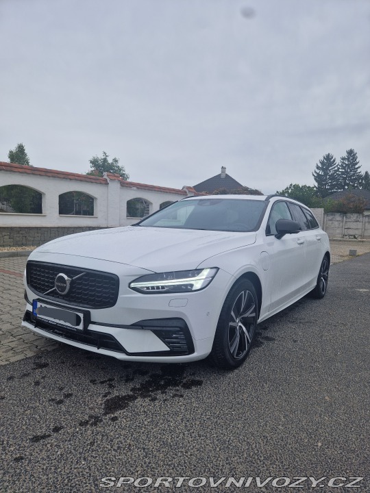 Volvo V90 T6 recharge R-Desing 2021