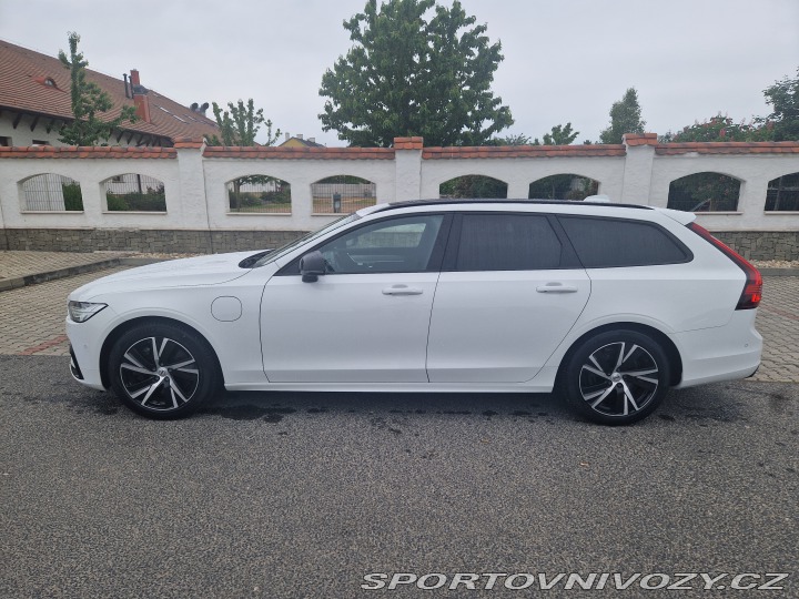 Volvo V90 T6 recharge R-Desing 2021