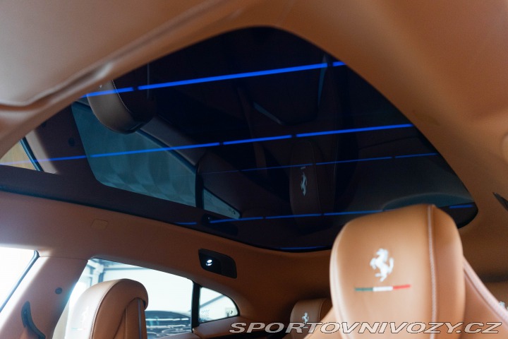 Ferrari Purosangue 2025