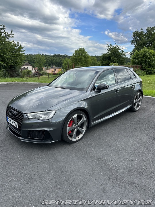 Audi RS3 8V 2015