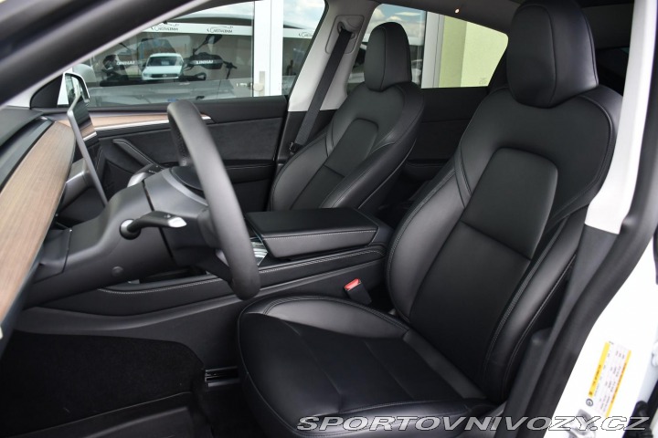 Tesla Model Y LONG RANGE DUAL MOTOR AWD 2024