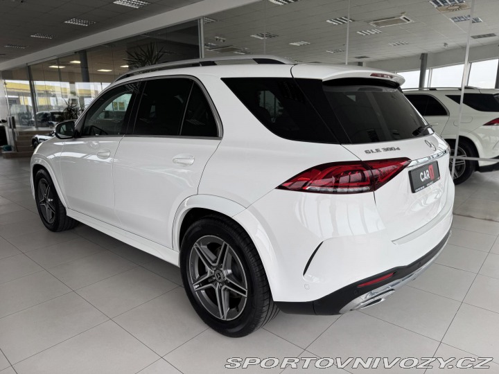 Mercedes-Benz Ostatní modely GLE 300d 4M*AMG*AirMatic*360° 2021