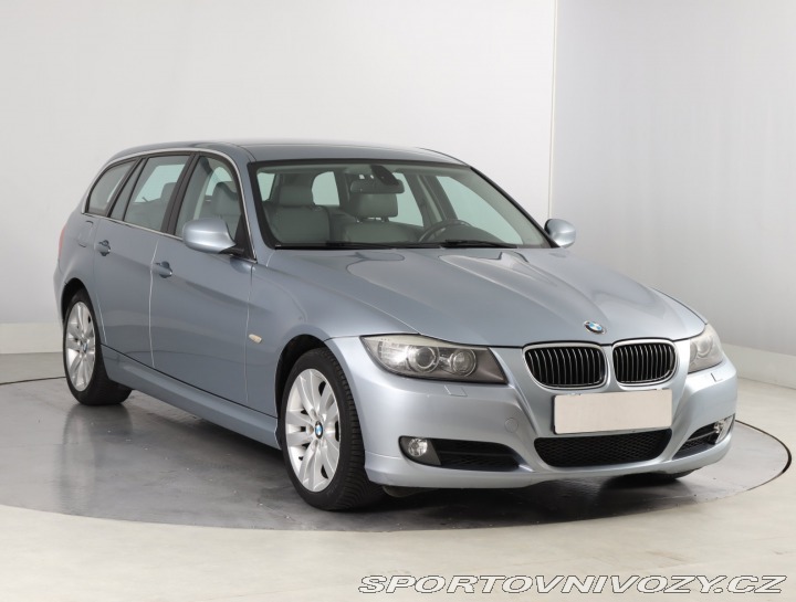 BMW 3 330 d xDrive 2011