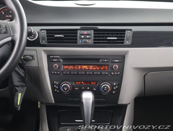 BMW 3 330 d xDrive 2011