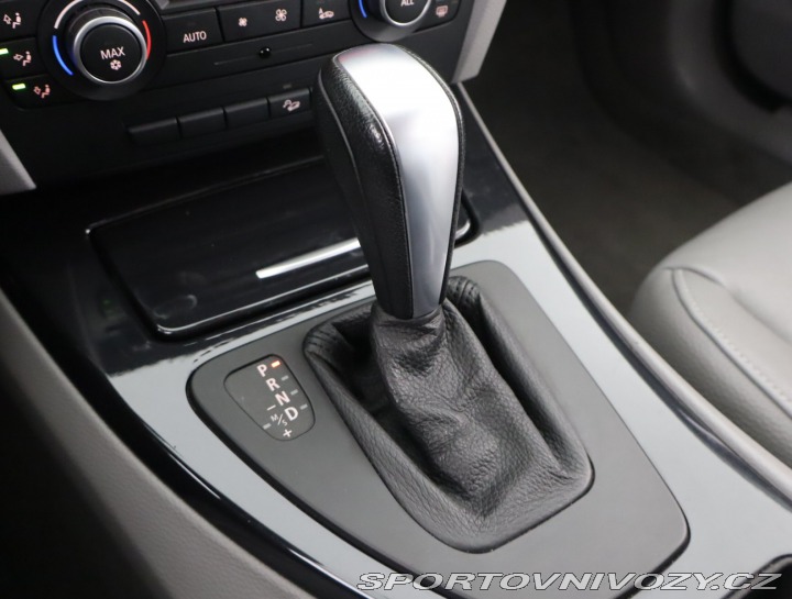 BMW 3 330 d xDrive 2011