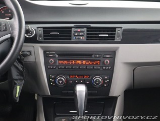 BMW 3 330 d xDrive 2011
