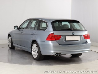 BMW 3 330 d xDrive 2011