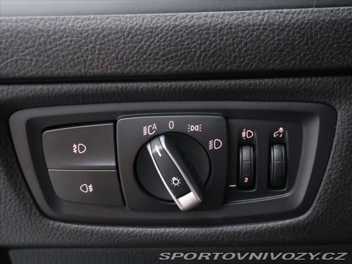 BMW 1 2,0 Ti 135 kW Automat Xen 2018