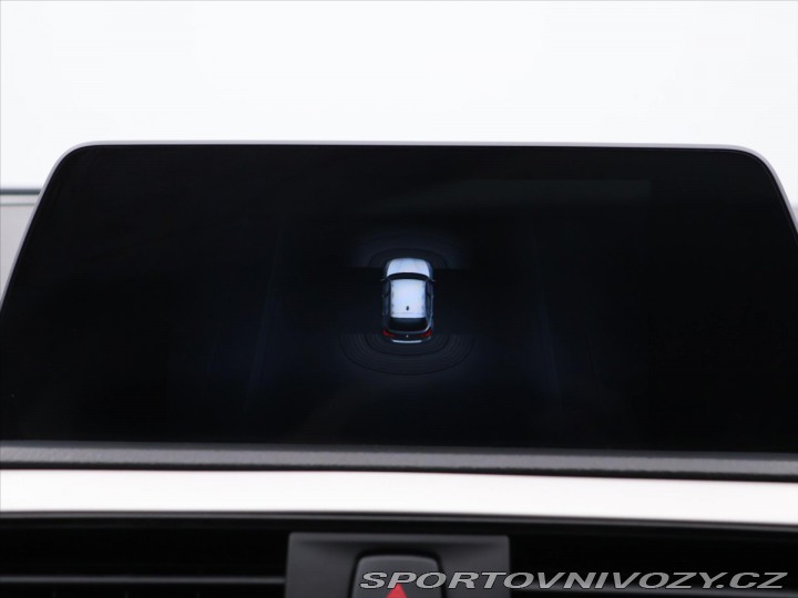 BMW 1 2,0 Ti 135 kW Automat Xen 2018