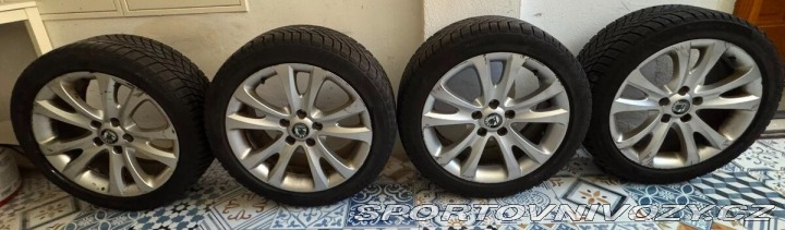 Škoda Superb 2,0 TDI 2010