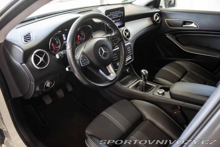 Mercedes-Benz CLA Shooting Brake 200, 115k 2017