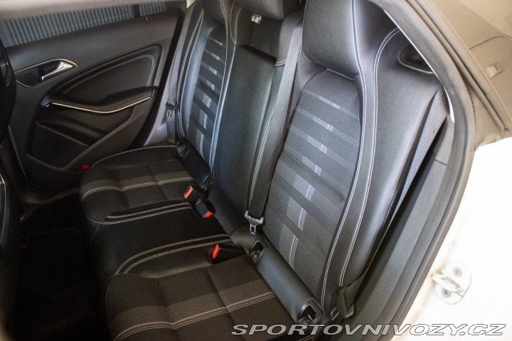 Mercedes-Benz CLA Shooting Brake  200, 115k 2017