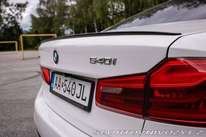 BMW 5 g30 540i xDrive / AJ NA 2018