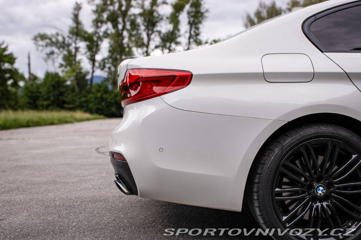 BMW 5 g30 540i xDrive / AJ NA 2018