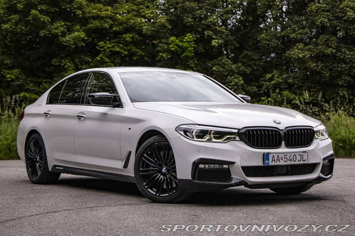 BMW 5 g30 540i xDrive / AJ NA 2018