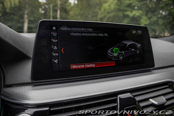 BMW 5 g30 540i xDrive / AJ NA 2018