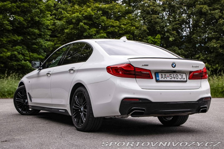 BMW 5 g30 540i xDrive / AJ NA 2018