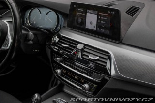 BMW 5 g30 540i xDrive / AJ NA 2018
