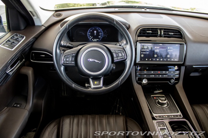 Jaguar F-Pace 3.0D V6 Portfolio AWD AT 2017