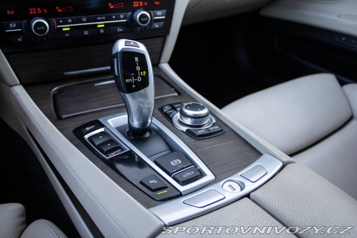 BMW 7 750Li xDrive 300kw AT/6 2009