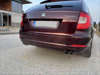 Škoda Superb Combi 2010