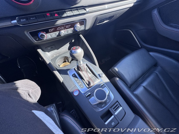 Audi RS3 4X4 2,5 TFSI 400 2019