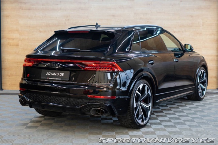 Audi RS Q8  2022