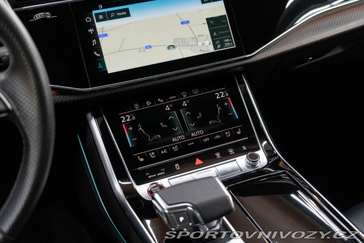 Audi RS Q8  2022