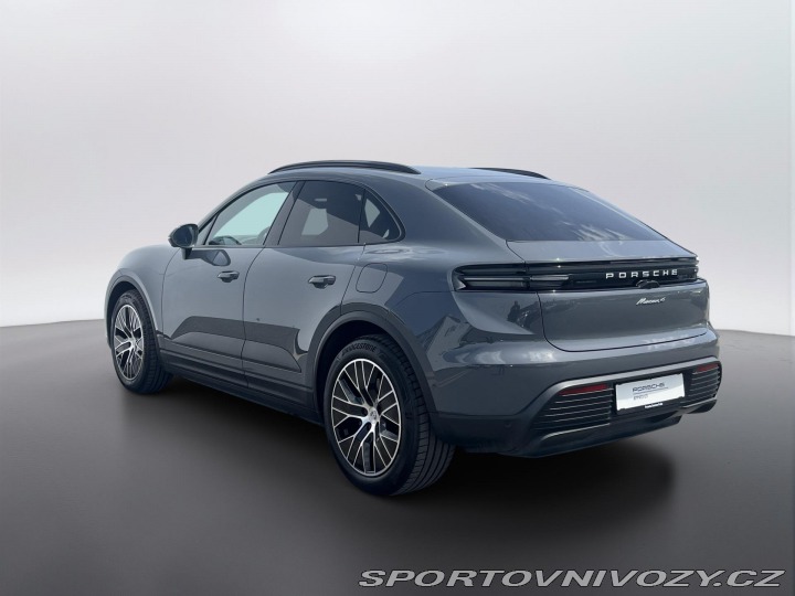 Porsche Macan 4 2025