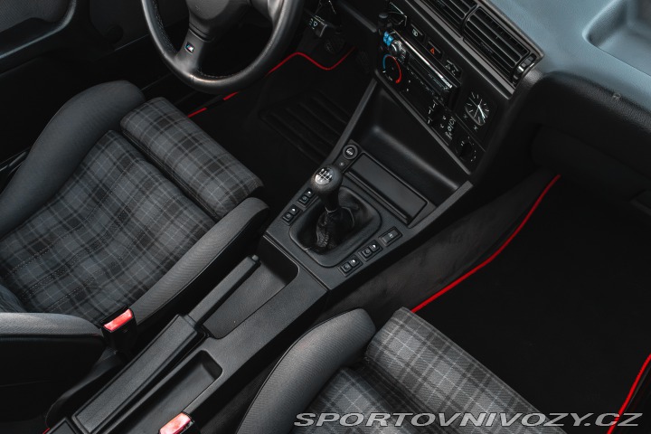 BMW 3 320i Cabriolet E30 M20 1991