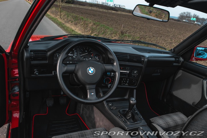 BMW 3 320i Cabriolet E30 M20 1991