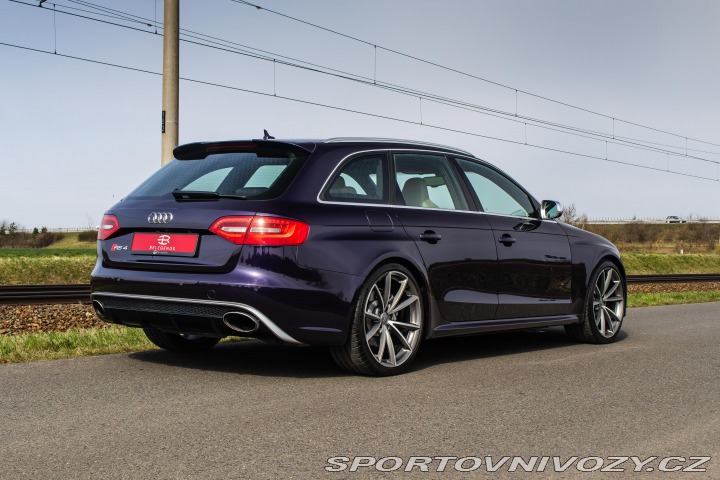 Audi RS4 Avant B8 DPH*Exclusive 2013