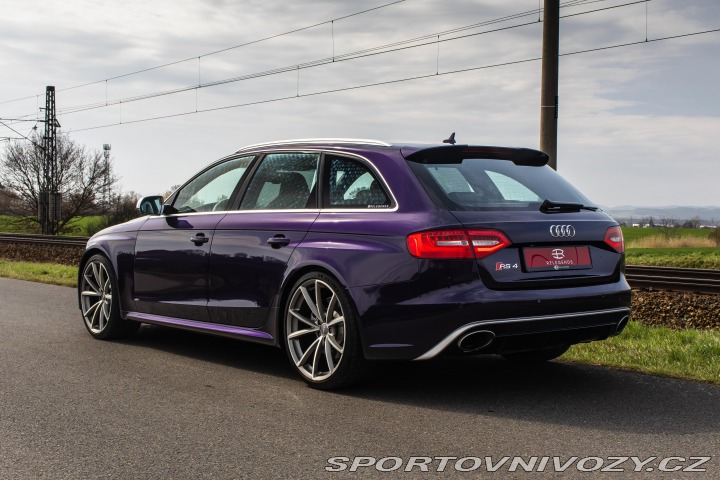 Audi RS4 Avant B8 DPH*Exclusive 2013