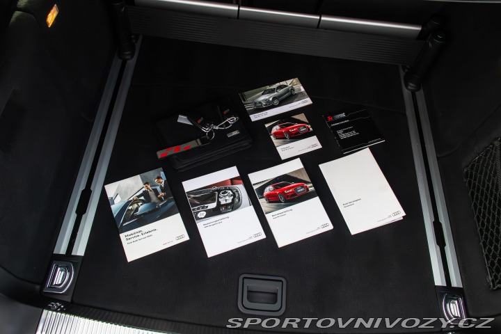 Audi RS4 Avant B8 DPH*Exclusive 2013