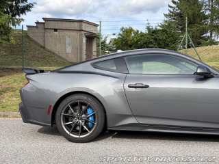 Ford Mustang Dark Horse 2025