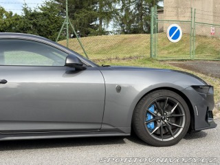 Ford Mustang Dark Horse 2025