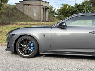 Ford Mustang Dark Horse 2025