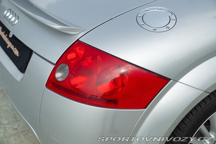 Audi TT ROADSTER 2003