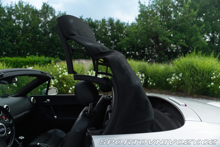 Audi TT ROADSTER 2003