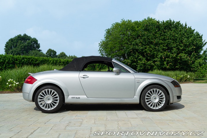 Audi TT ROADSTER 2003