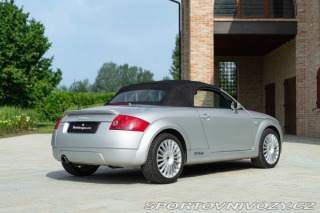 Audi TT ROADSTER 2003