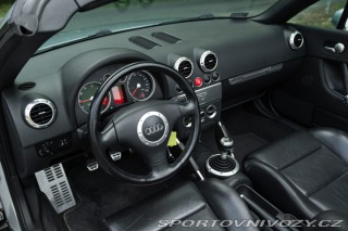 Audi TT ROADSTER 2003