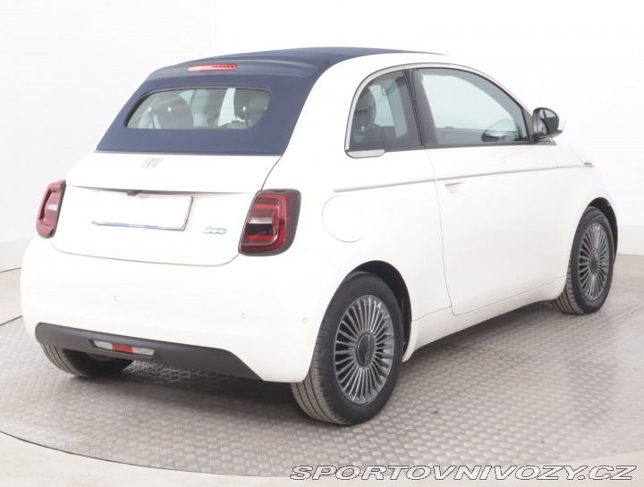 Fiat 500 500e 42 kWh 2022